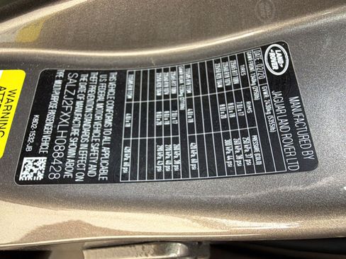 Used 2020 Land Rover Range Rover Evoque S AWD/4WD image 24