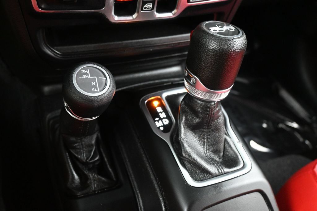 Used 2019 Jeep Wrangler Unlimited Sport S AWD/4WD image 21