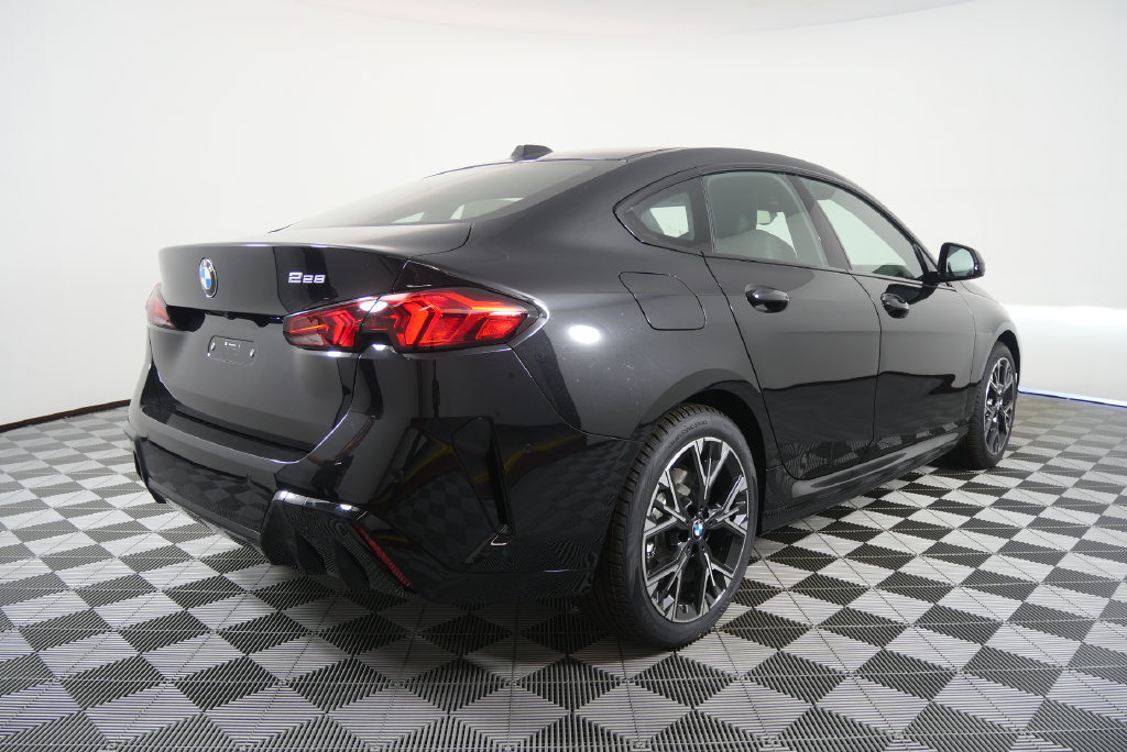 Used 2026 BMW 228i w/ Technology Package FWD image 5