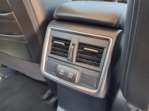 Used 2023 Subaru Forester Limited image 16