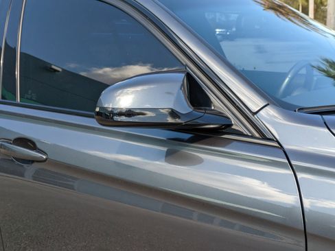 Used 2018 BMW M3 image 11