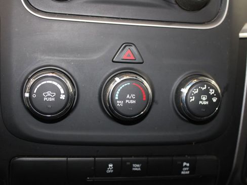 Used 2024 RAM 1500 Classic Warlock image 41