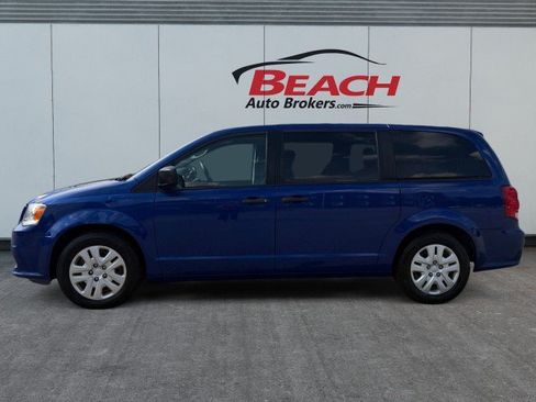 Used 2019 Dodge Grand Caravan SE w/ UConnect Hands-Free Group FWD image 7
