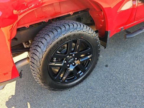 Used 2023 Chevrolet Silverado 1500 Custom w/ LPO, Dark Essentials Package image 47