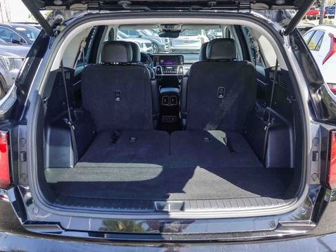 Certified 2023 Kia Sorento EX FWD image 23
