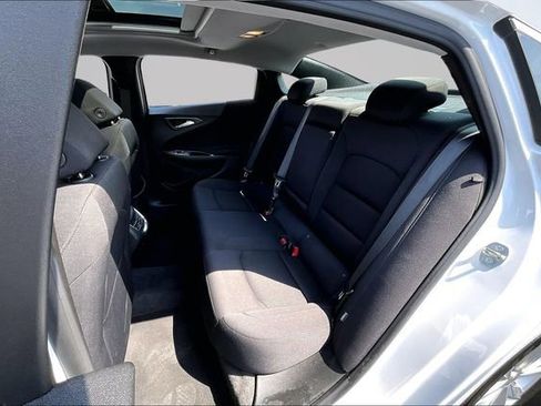 Used 2024 Chevrolet Malibu LT image 21
