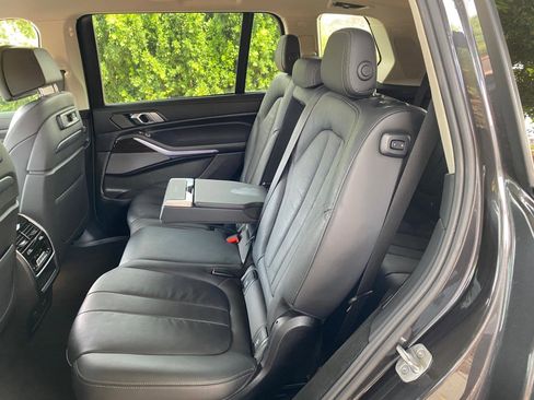 Used 2020 BMW X7 xDrive40i w/ Premium Package AWD/4WD image 45