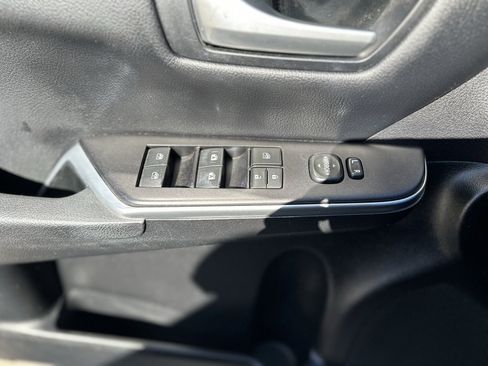 Used 2017 Toyota Camry LE image 31