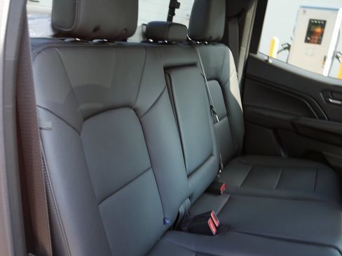 New 2026 Chevrolet Colorado LT w/ LT Convenience Package image 24