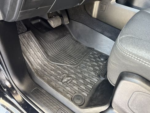 Used 2026 RAM 1500 Big Horn AWD/4WD image 16