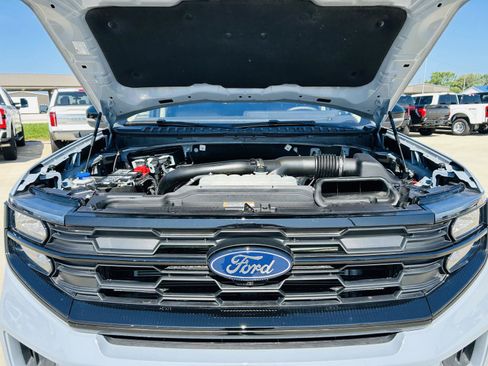 Used 2025 Ford Expedition Active AWD/4WD image 51
