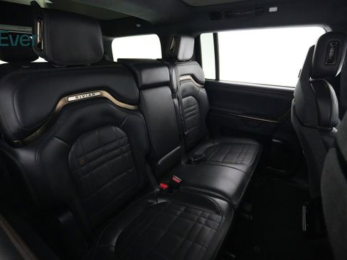 Used 2025 Rivian R1S Premium AWD/4WD image 5