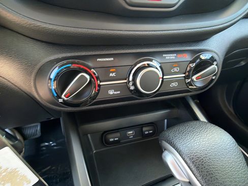 Used 2024 Kia Soul LX w/ Option Group 015 FWD image 25