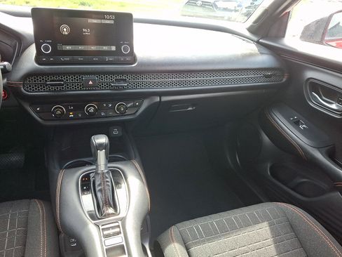Used 2024 Honda HR-V Sport image 16
