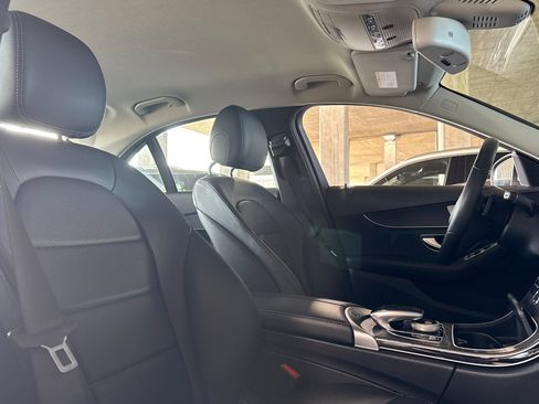 Used 2016 Mercedes-Benz C 300 Sedan image 32