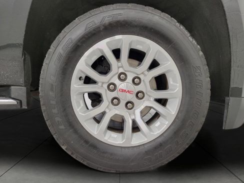 Used 2020 GMC Yukon XL SLT w/ Open Road Package image 4