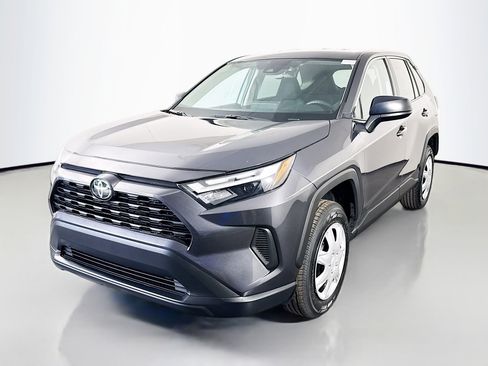 Used 2025 Toyota RAV4 LE FWD image 4