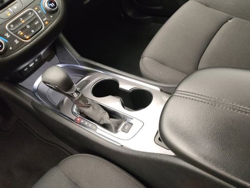 Used 2023 Chevrolet Malibu LT FWD image 26