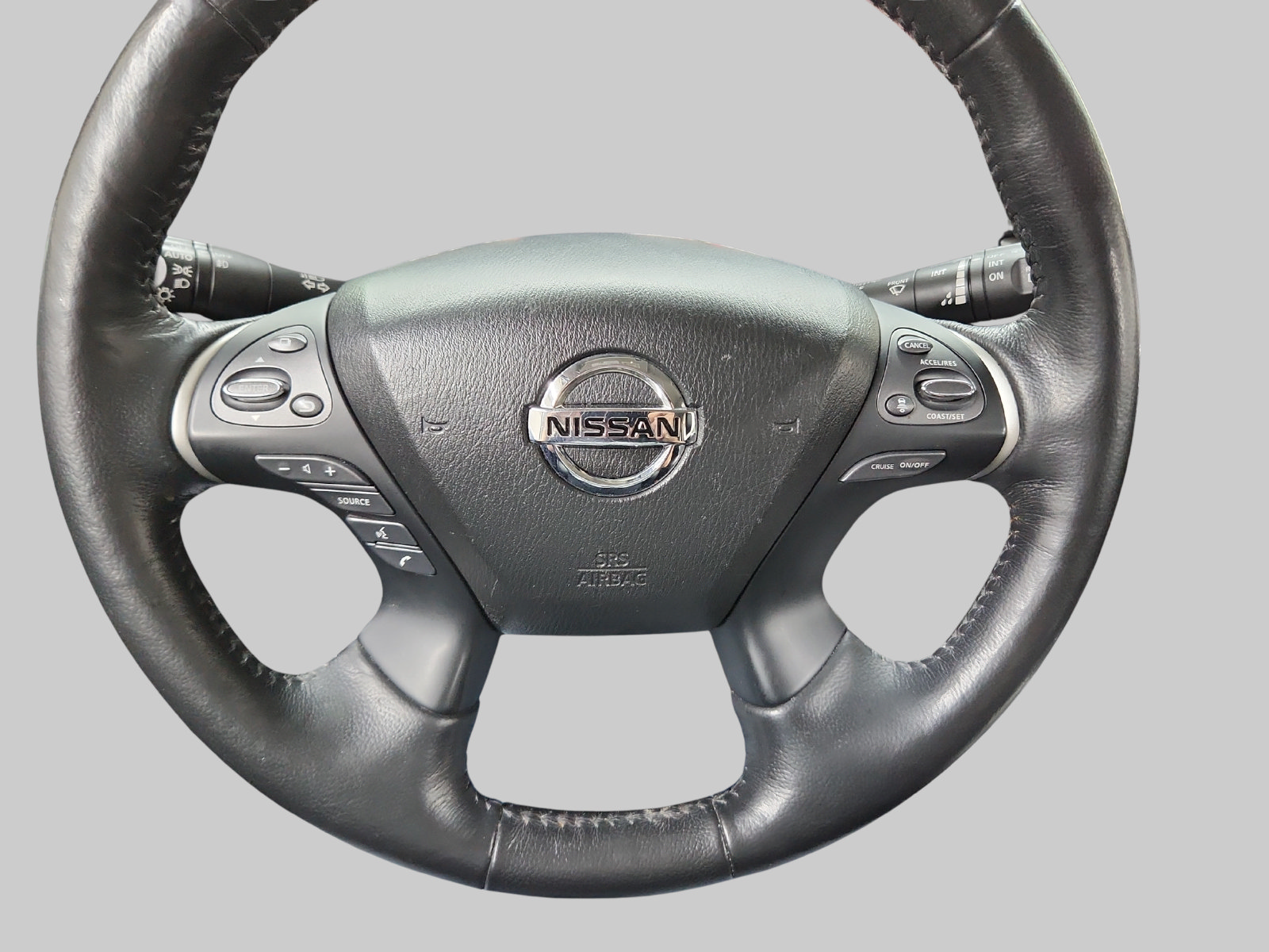 Used 2019 Nissan Pathfinder SL AWD/4WD image 27