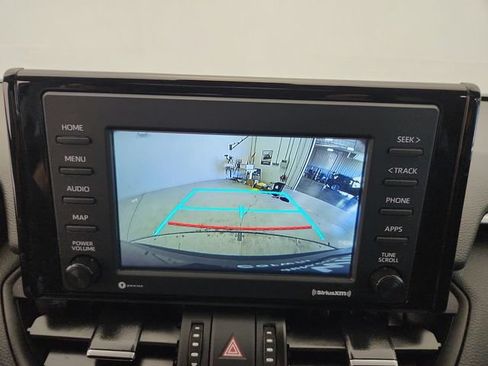 Used 2022 Toyota RAV4 XLE Premium AWD/4WD image 18