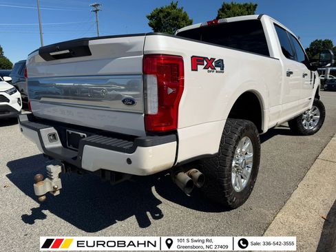 Used 2017 Ford F250 Platinum w/ Platinum Ultimate Package AWD/4WD image 5