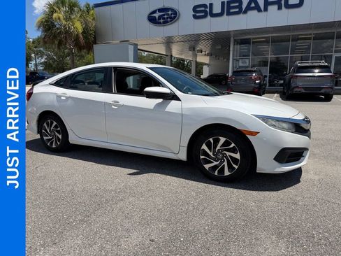 Used 2018 Honda Civic EX image 1