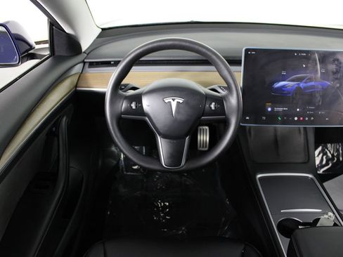 Used 2023 Tesla Model 3 Performance image 7