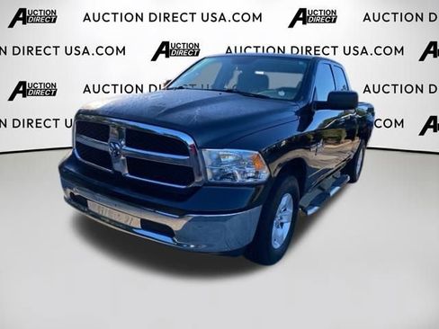 Used 2019 RAM 1500 Classic SLT image 6