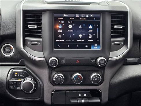 Used 2022 RAM 1500 Big Horn AWD/4WD image 11