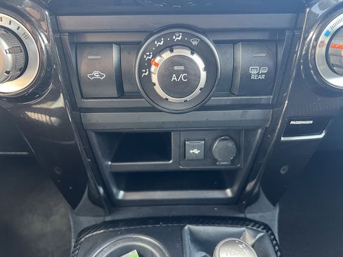 Used 2024 Toyota 4Runner TRD Off-Road image 28