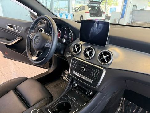 Used 2018 Mercedes-Benz CLA 250 image 27