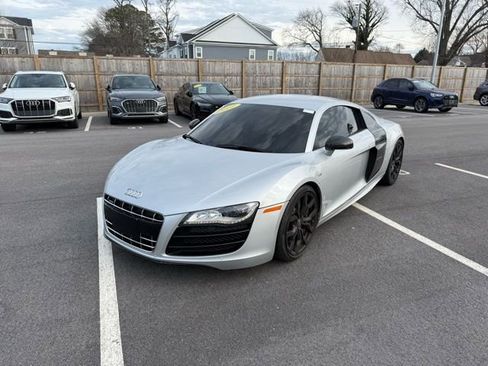 Used 2011 Audi R8 V10 image 4