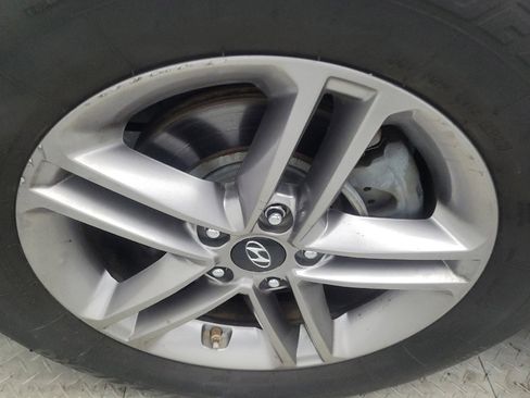 Used 2017 Hyundai Santa Fe Sport image 31