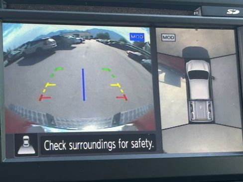 Used 2018 Nissan Titan PRO-4X w/ Pro-4x Convenience Package AWD/4WD image 13