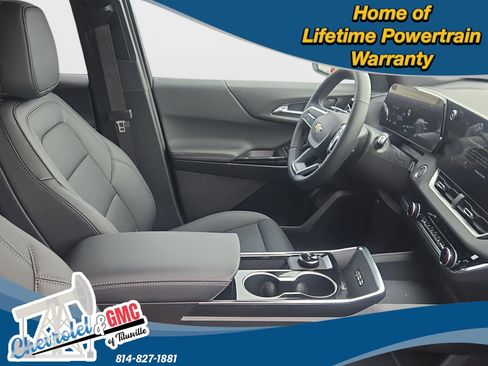 New 2026 Chevrolet Equinox LT w/ Convenience Package II AWD/4WD image 9