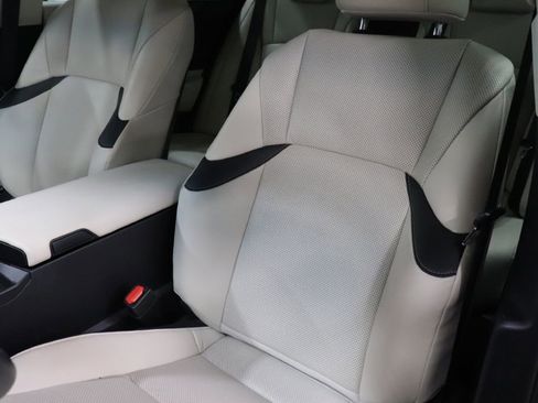 Used 2025 Lexus ES 350 w/ Premium Package image 11