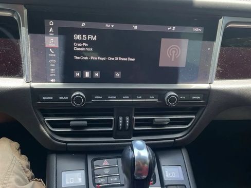 Used 2019 Porsche Macan S AWD/4WD image 16