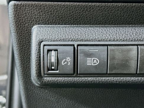 Used 2025 Toyota Corolla LE FWD image 16