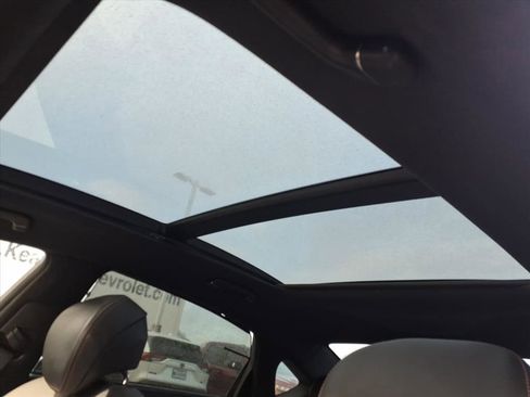 Used 2018 Genesis G80 3.3T Sport image 11