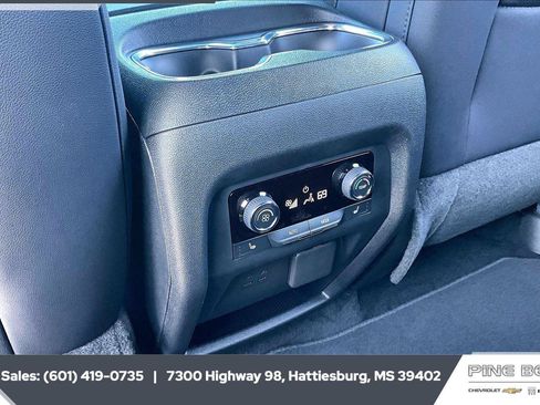 New 2026 Chevrolet Traverse RS FWD image 25