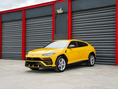 Used 2021 Lamborghini Urus