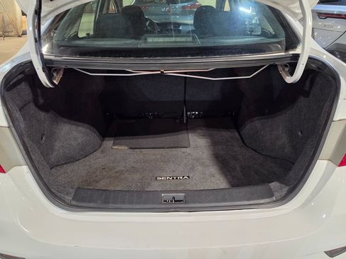 Used 2019 Nissan Sentra S FWD image 8