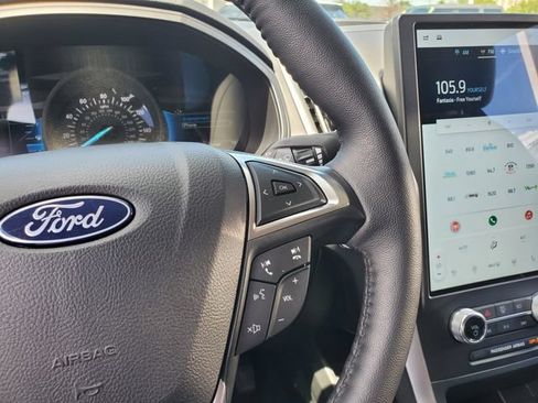 Used 2024 Ford Edge SEL w/ Convenience Package AWD/4WD image 13