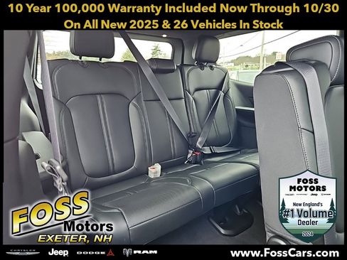 New 2024 Jeep Wagoneer Base w/ HD Trailer Tow Package image 15