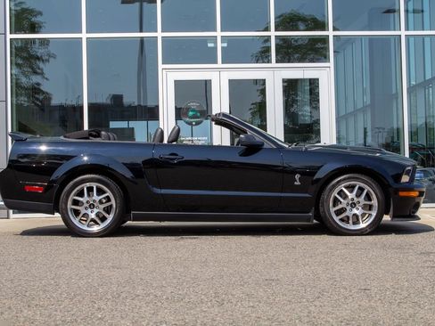 Used 2007 Ford Mustang Shelby GT500 RWD image 4