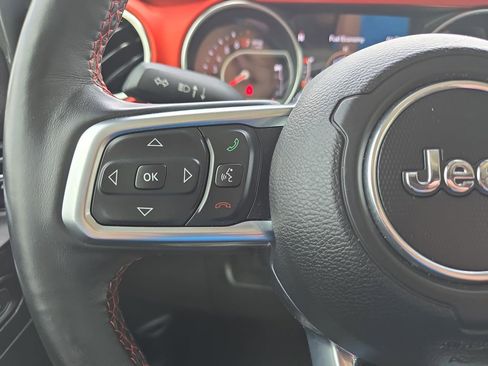 Used 2019 Jeep Wrangler Unlimited Rubicon AWD/4WD image 16