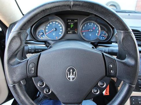Used 2013 Maserati GranTurismo Sport RWD image 20