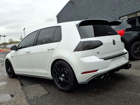 Used 2019 Volkswagen Golf R 4-Door image 4