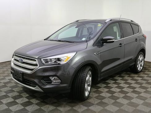 Used 2019 Ford Escape Titanium image 5