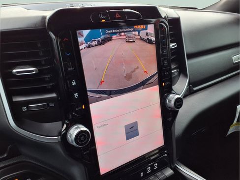 Used 2025 RAM 1500 Lone Star image 17